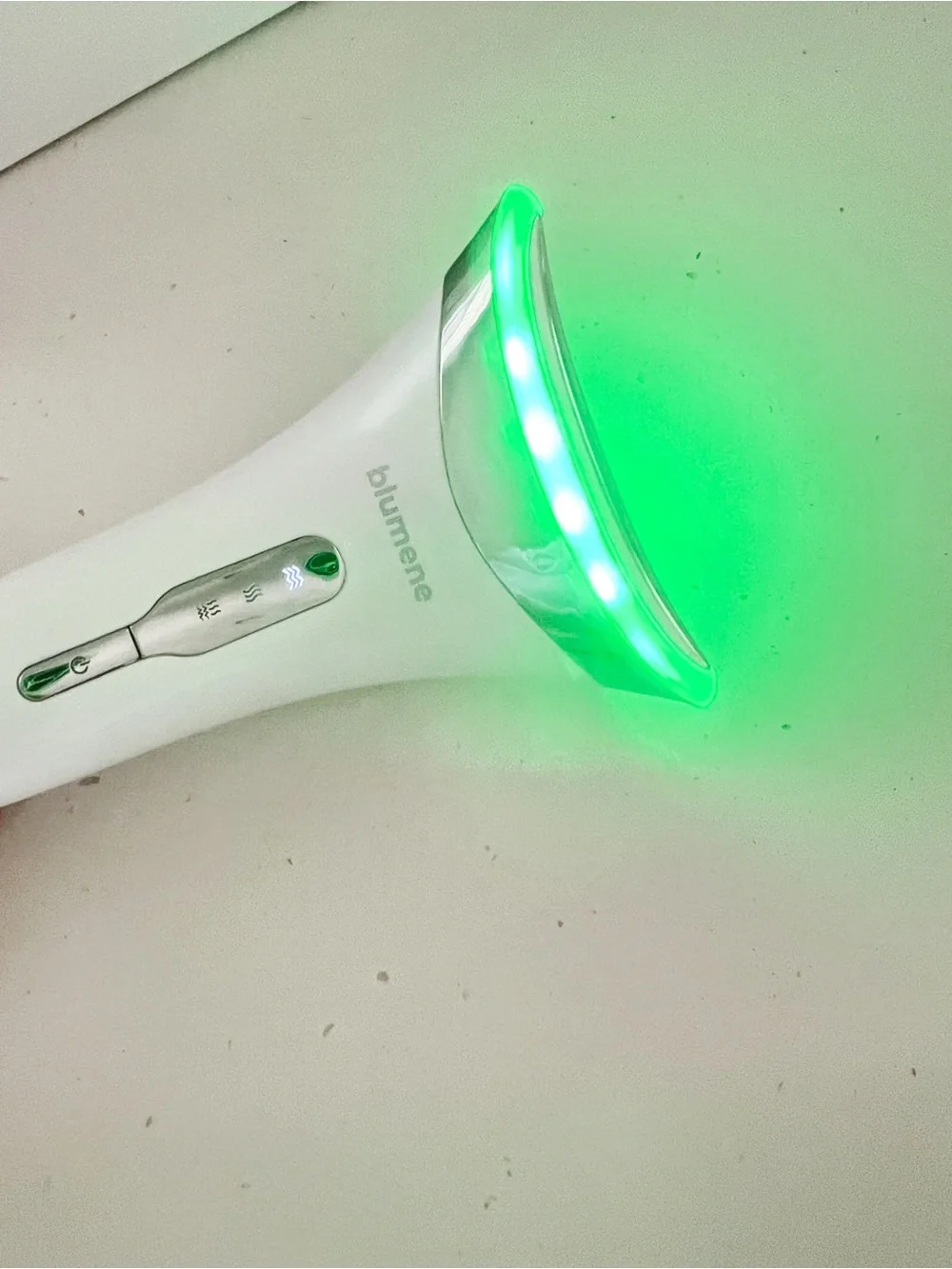 Blumene Face Pro 2.0 Skincare Device LED Facial Massager Anti-Aging Tool